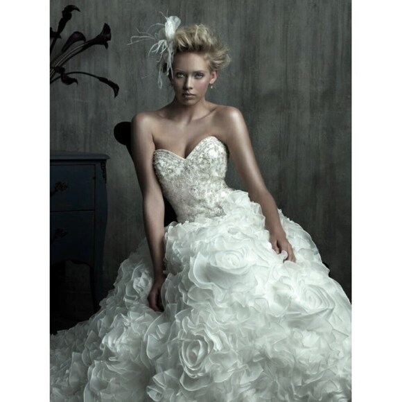 Allure Bridals Wedding Gown C176 - Picture 1 of 2